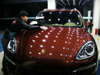 汽車貼膜到底有沒(méi)有必要？